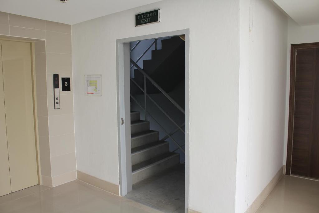Utd Apartments Sukhumvit Ban Khlong Nang Li Eksteriør billede